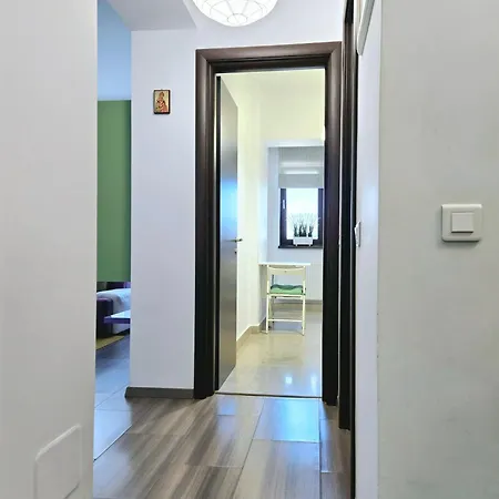 Vr2 * Bucureşti