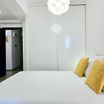 Apartment Vr2 Bucharest