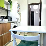Vr2 Apartment Bucharest
